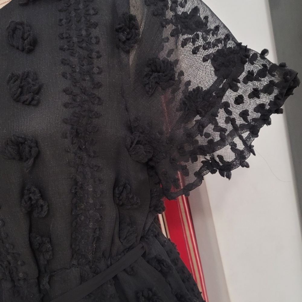 Dress - Picture 6 of 8